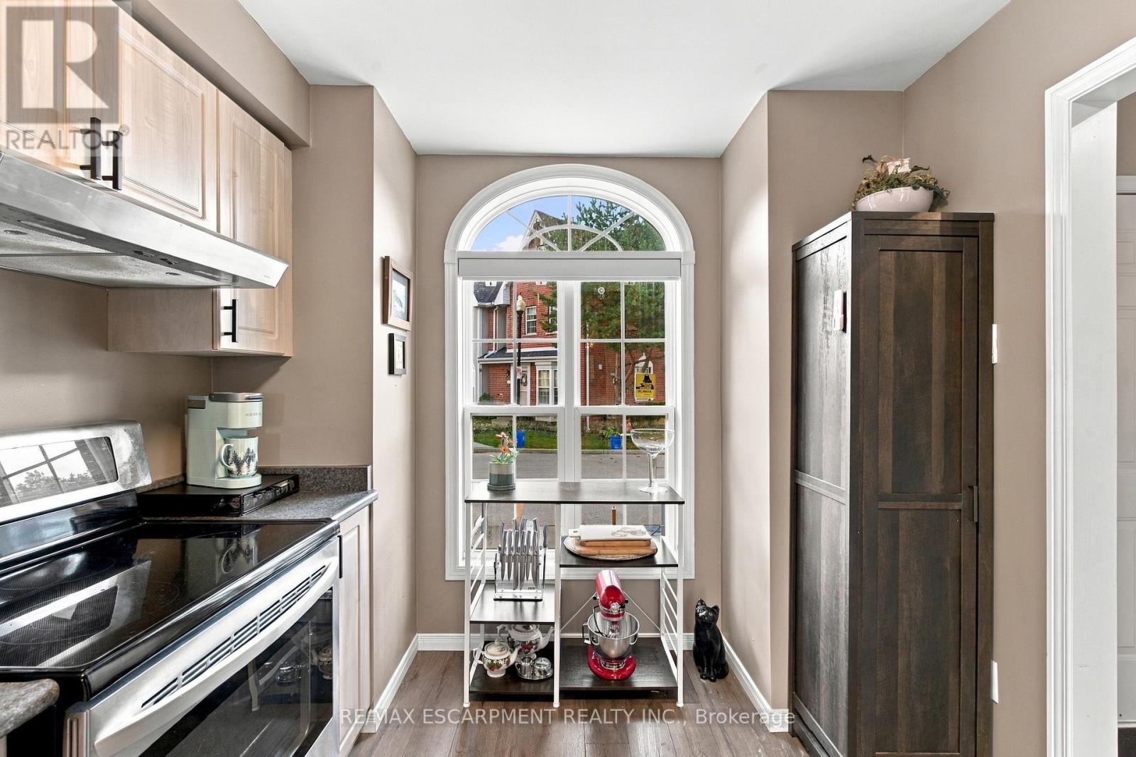 3- 4200 Kilmer Drive, Burlington, ON photo 5