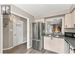 Bathroom - 3 - 4200 Kilmer Drive, Burlington, ON L7M4Y2 Photo 7