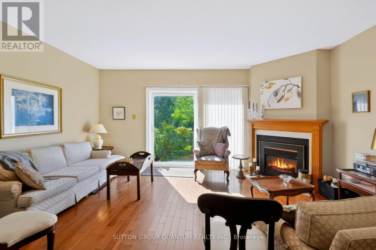 #71 2205 SOUTH MILLWAY - 19