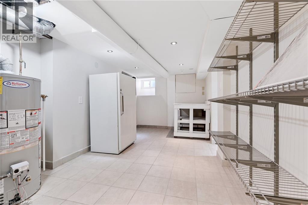 164 Wilson Street — photo 15