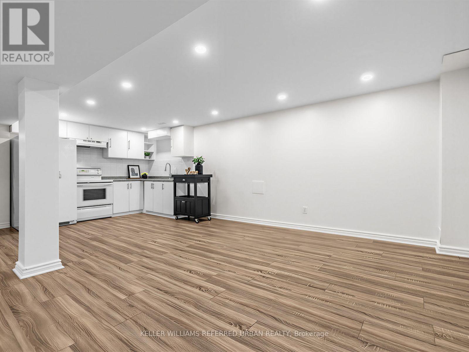 79 Haverhill Crescent — photo 41
