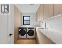 146 Third Line, Oakville, ON L6L3Z8 Photo 35