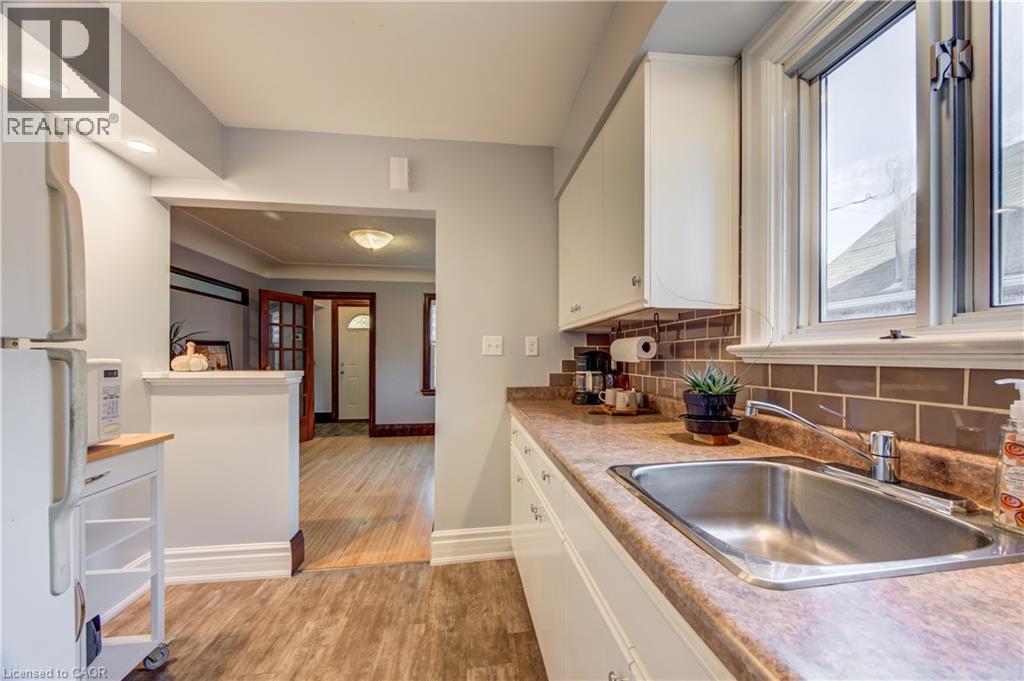 119 Bond Street — photo 25