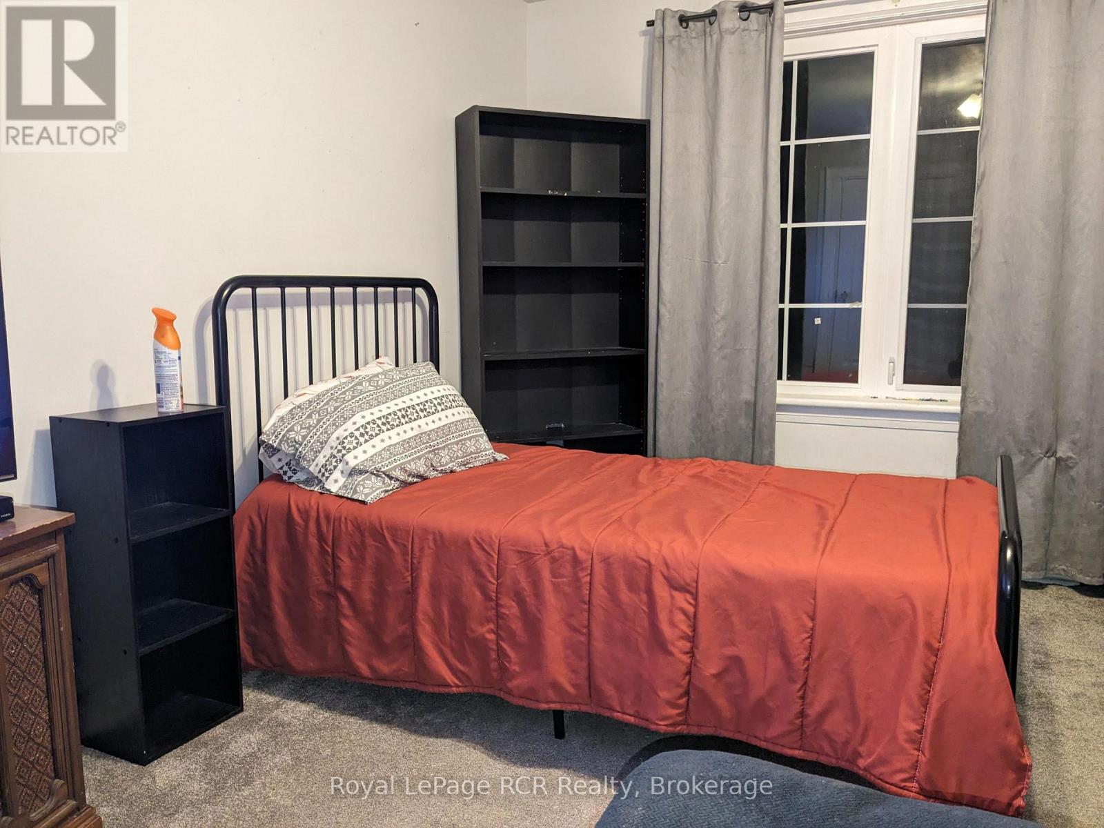 376 GEORGE STREET E - 27
