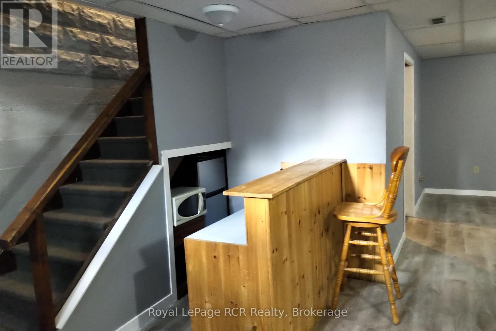 376 George Street East — photo 23