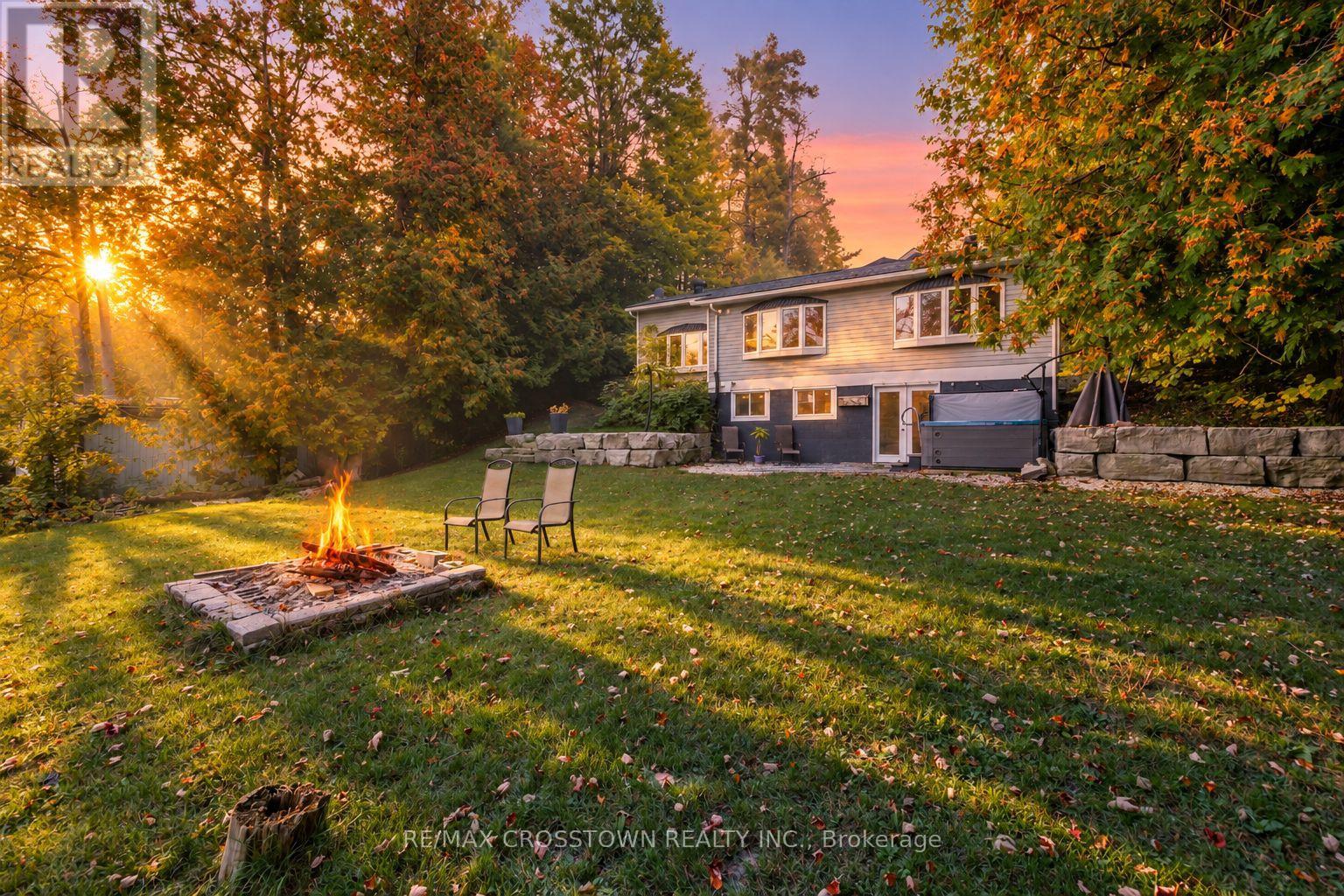 4454 Rosalyn Drive — photo 4