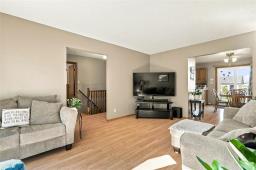 Dining room - 143 Larche Avenue E, Winnipeg, MB R2C1A5 Photo 8