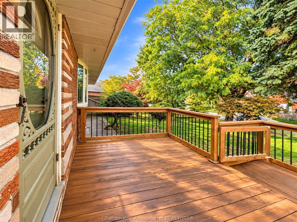 10 Birchwood Street — photo 12