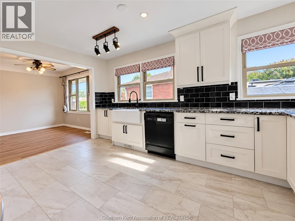 10 Birchwood Street — photo 22