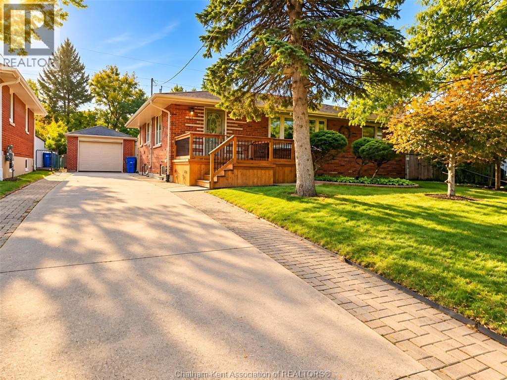 10 Birchwood STREET - 3