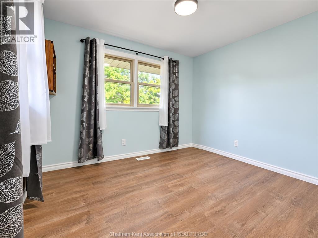 10 Birchwood Street — photo 32