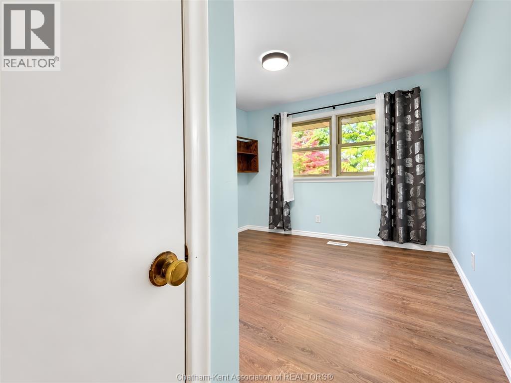 10 Birchwood Street — photo 33
