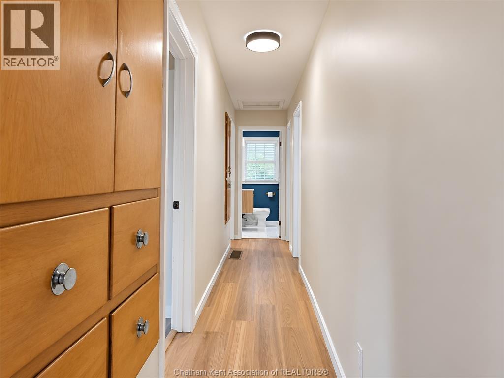 10 Birchwood STREET - 46