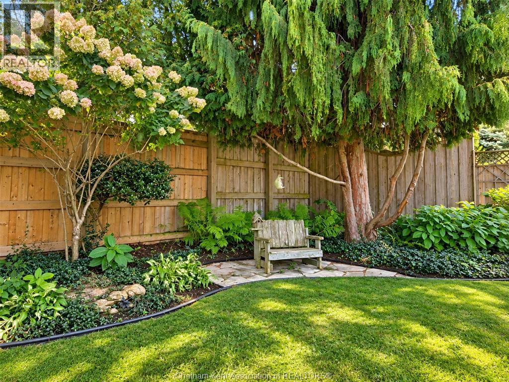 10 Birchwood STREET - 8