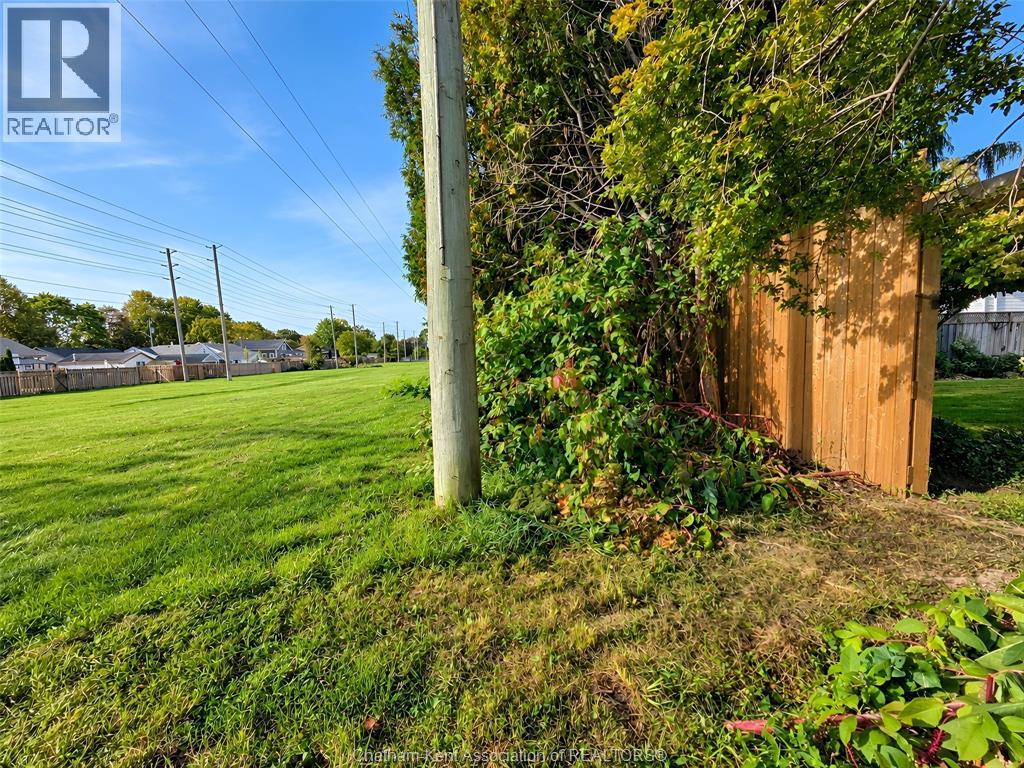 10 Birchwood STREET - 9