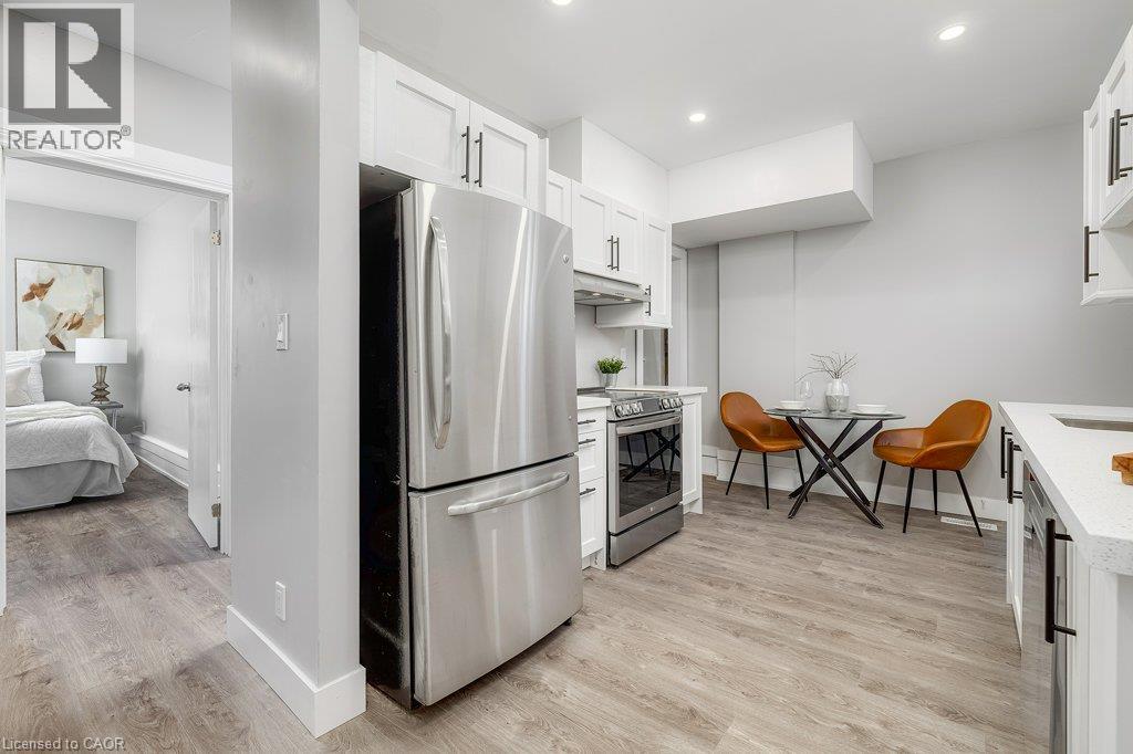 125 Cathcart Street — photo 13