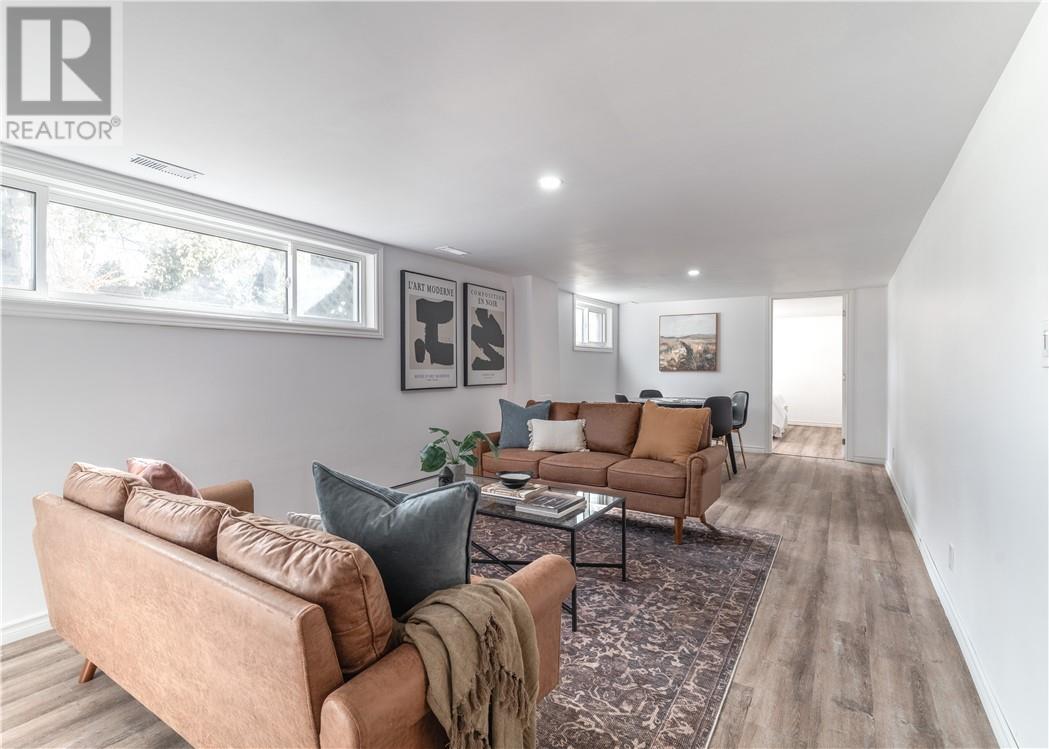 3329 Romeo Street — photo 16