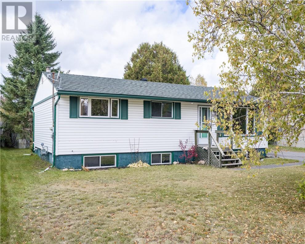 3329 Romeo Street — photo 25