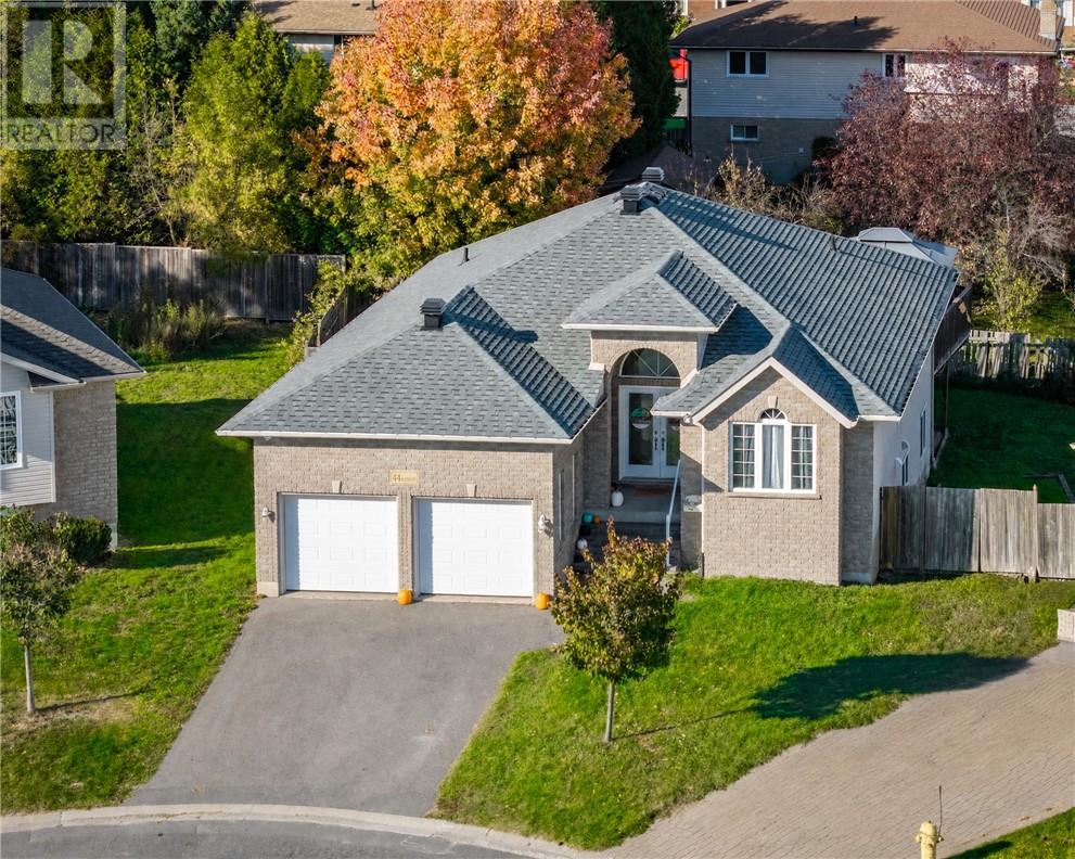 44 Kiandra Court