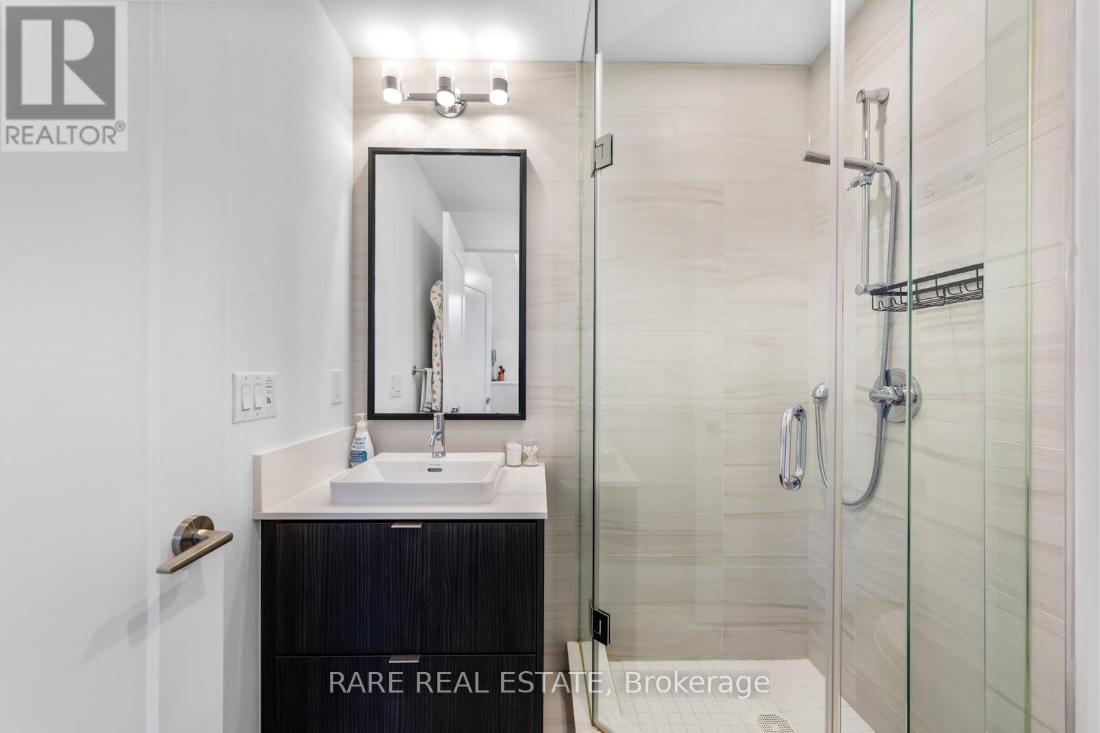 #331 280 HOWLAND AVENUE - 11