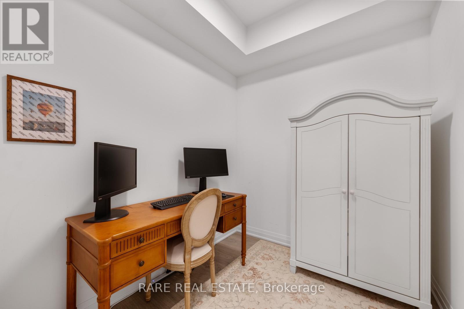 #331 280 HOWLAND AVENUE - 4
