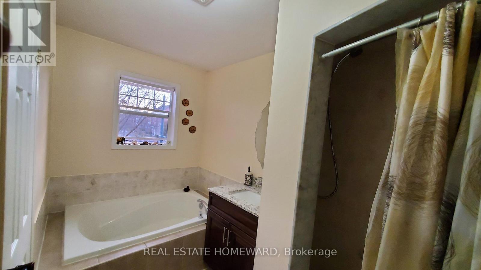 92 Port Union Road — photo 25
