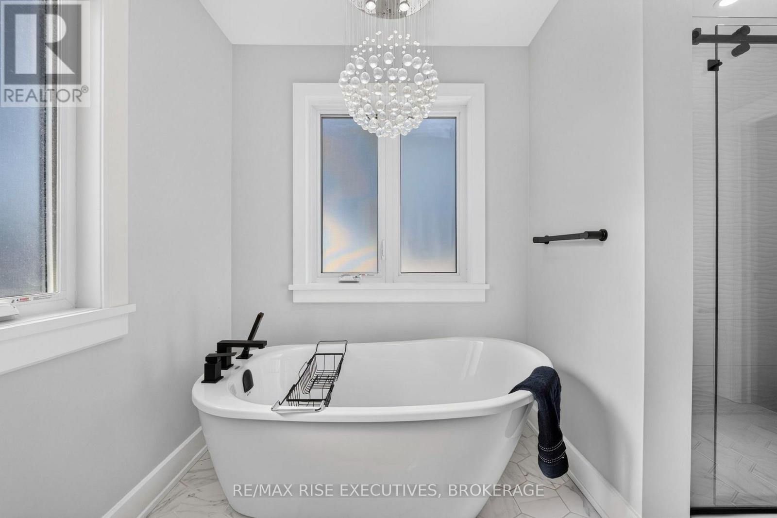 14 Park Crescent — photo 20