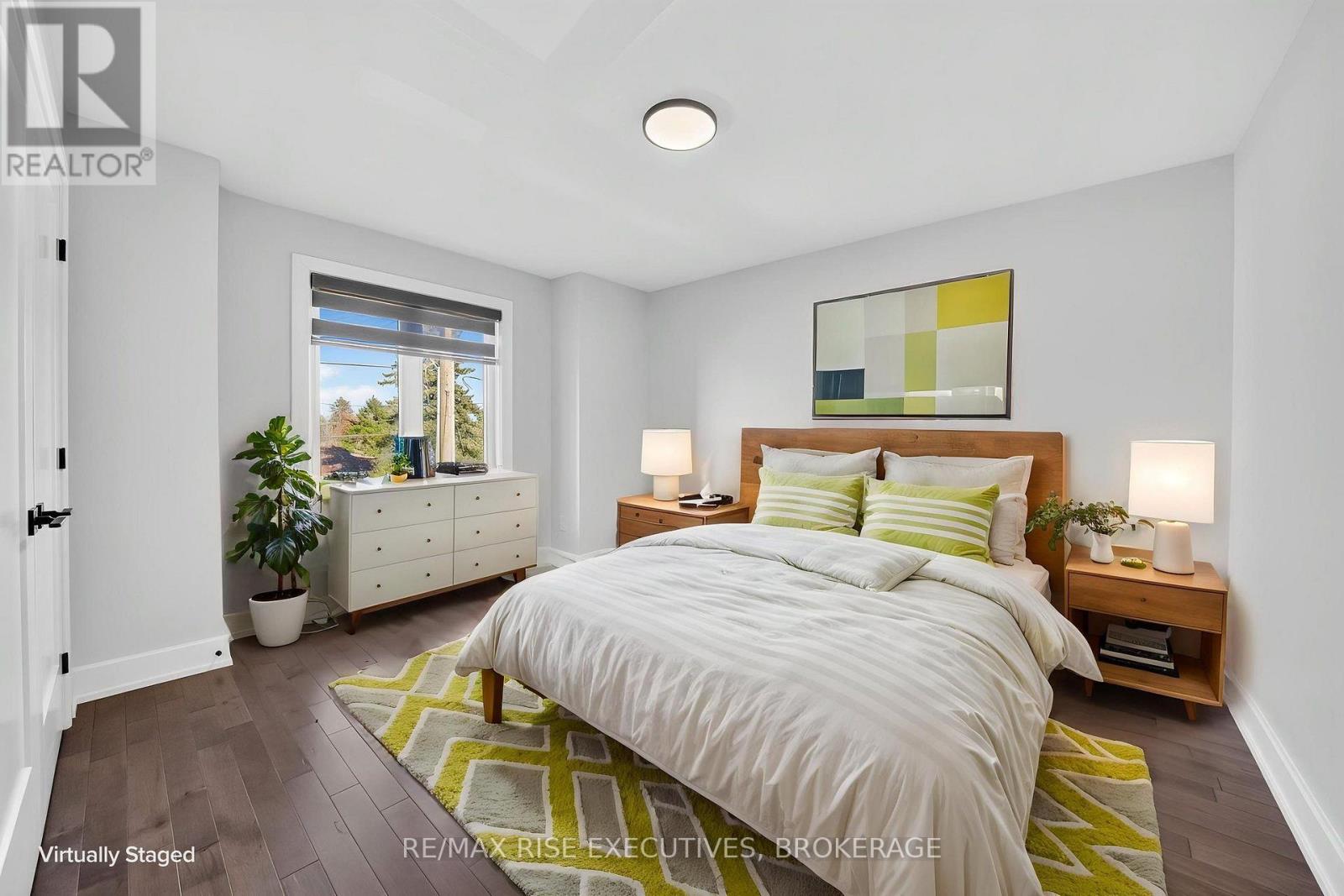 14 Park Crescent — photo 33