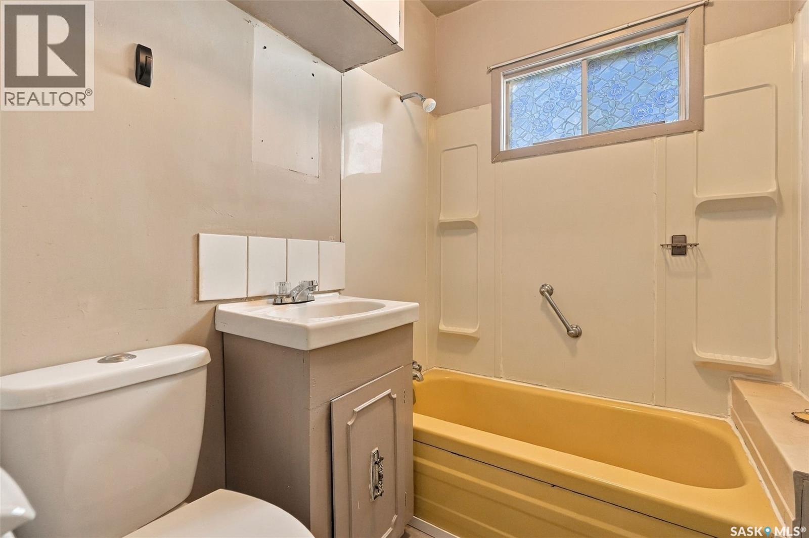 2430 McDonald STREET, Regina — photo 11