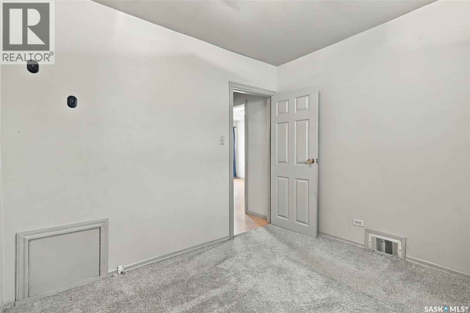 2430 McDonald STREET, Regina — photo 13