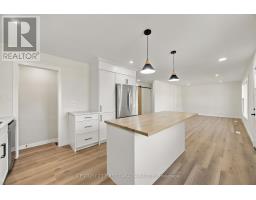 135 Nicoline Avenue, Lucan Biddulph, ON N0M2J0 Photo 12