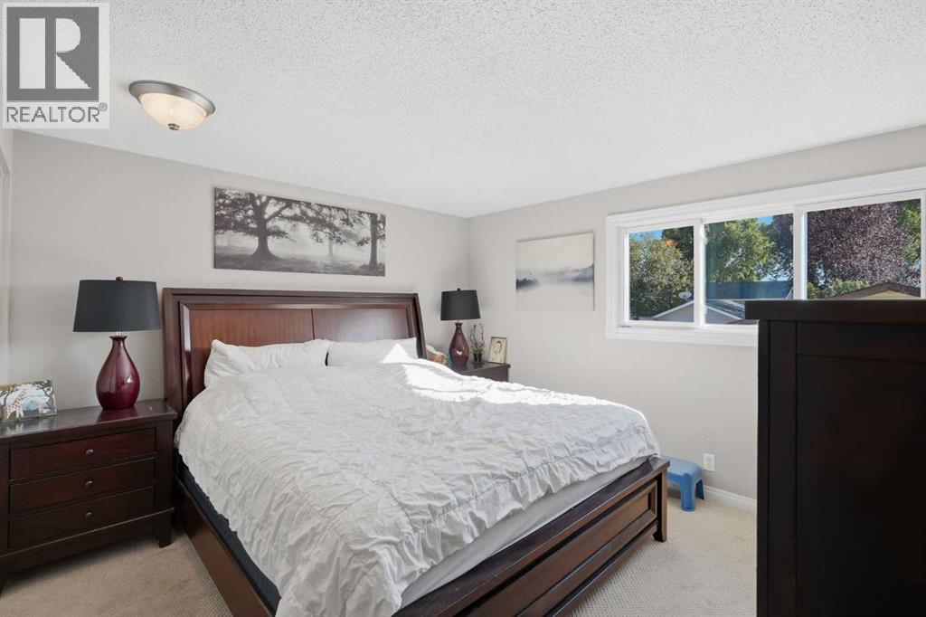 4615 31 Avenue NE - photo 21