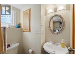 4615 31 Avenue NE - photo 32