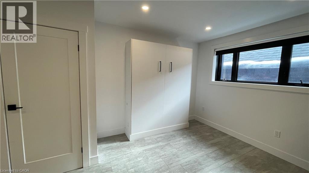 284 James Street North — photo 10