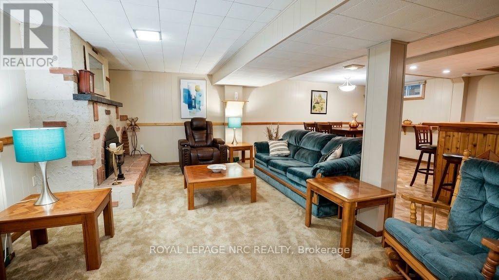 7030 Whitman Avenue — photo 28