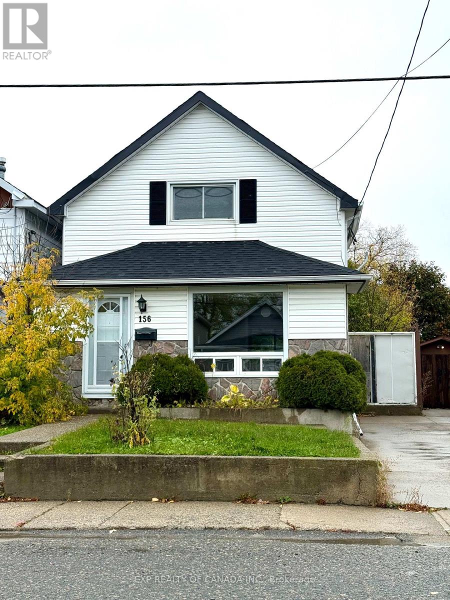 156 Maple Street South