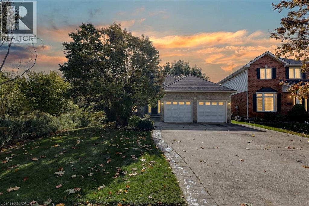 796 Springbank Avenue North