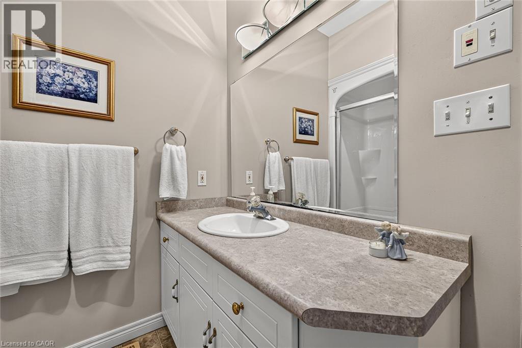 796 Springbank Avenue North — photo 31
