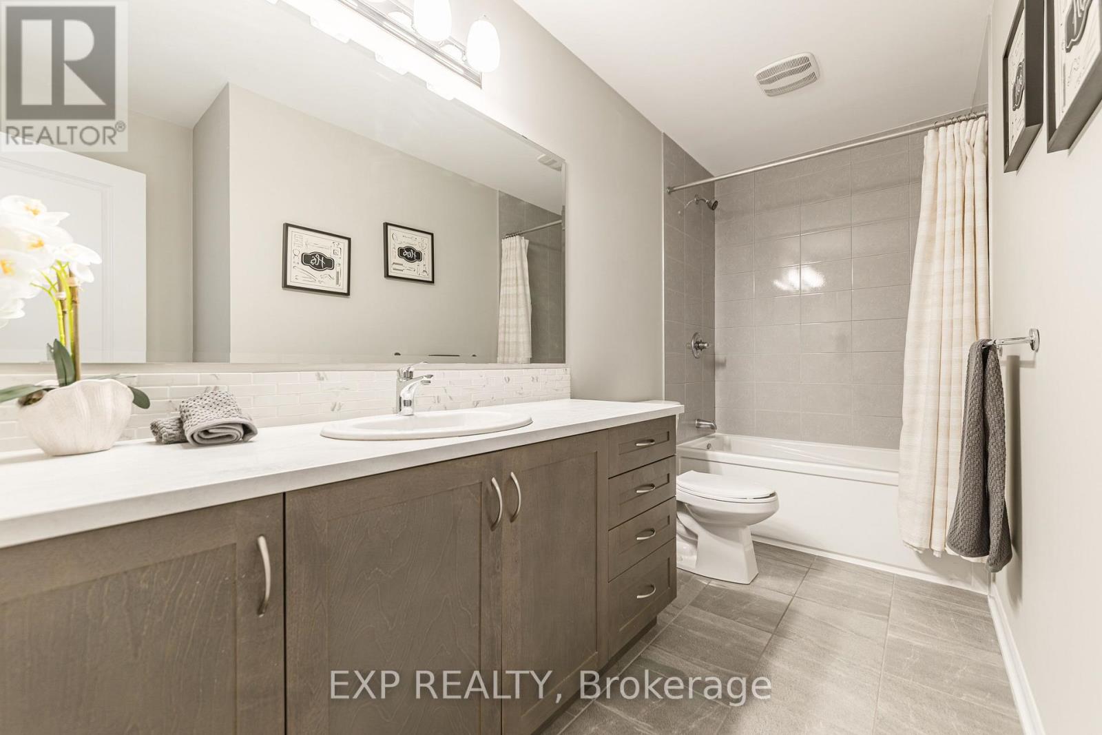 80 Lantern Road — photo 24