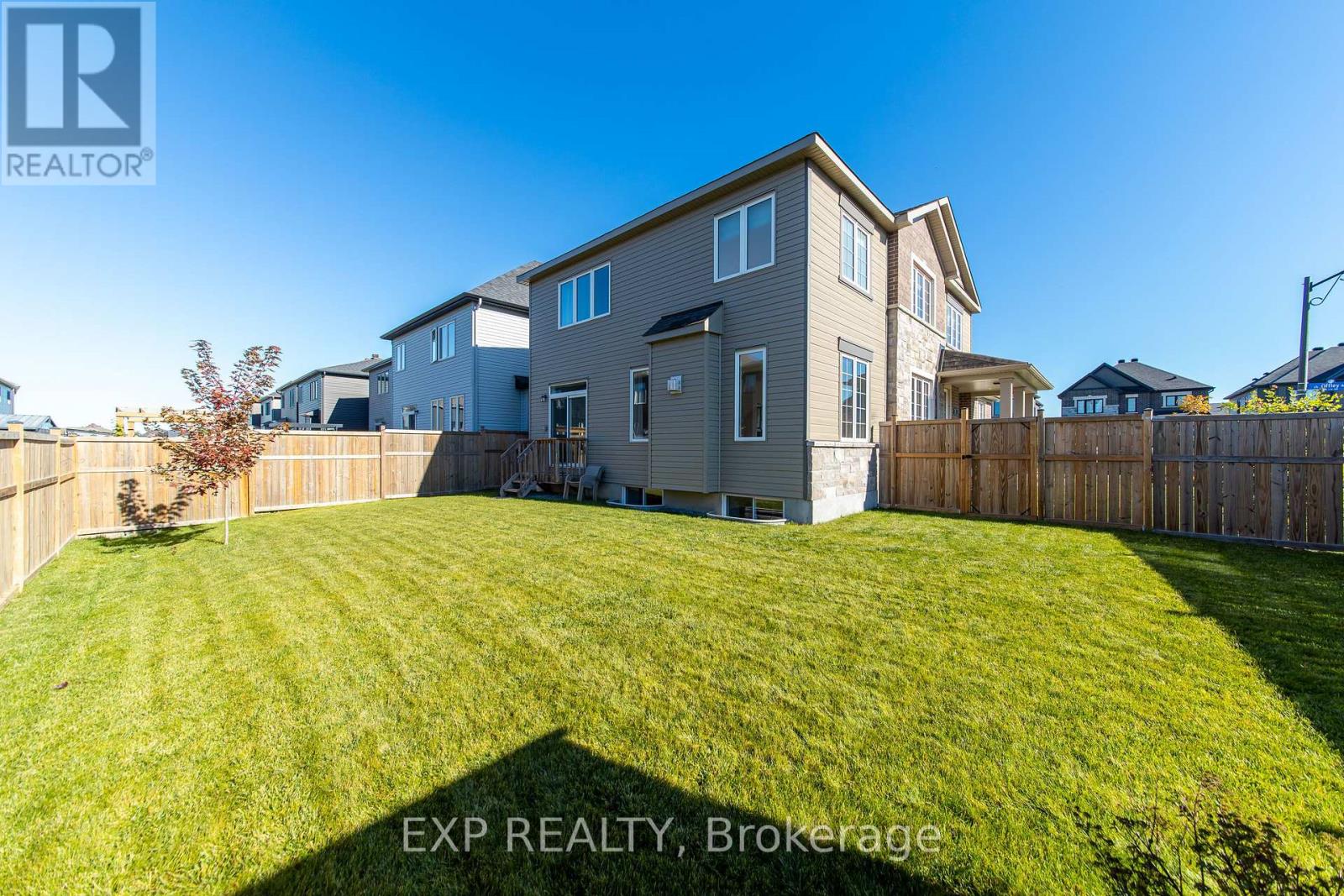 80 Lantern Road — photo 36