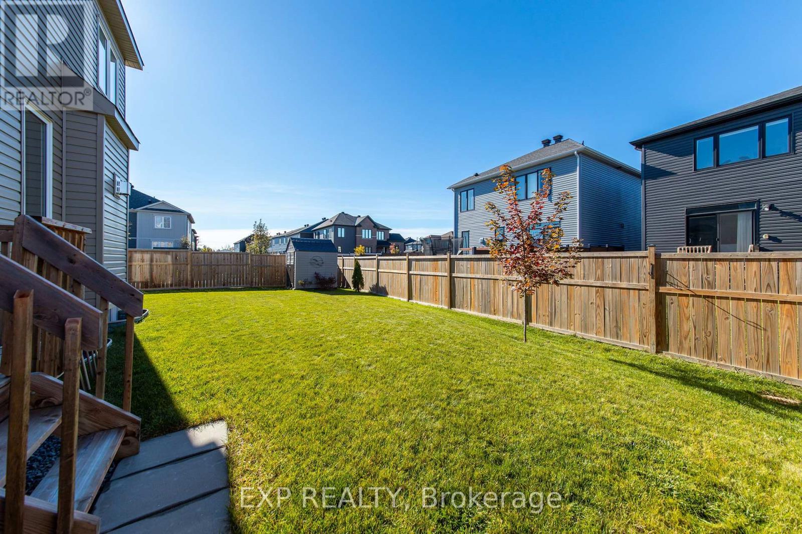80 Lantern Road — photo 37