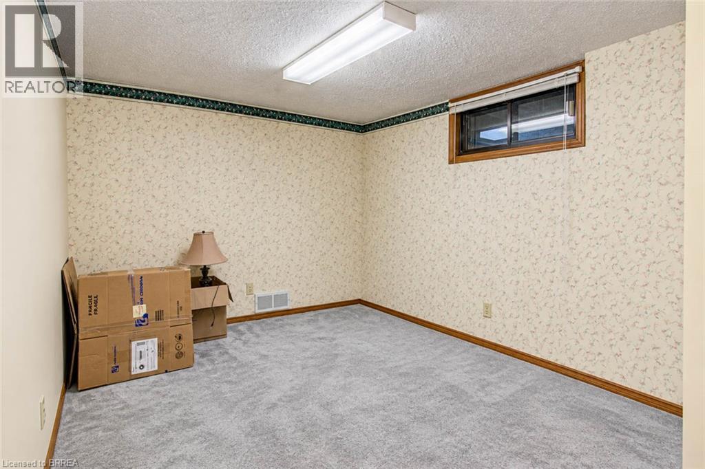 22 Marshall Street — photo 29