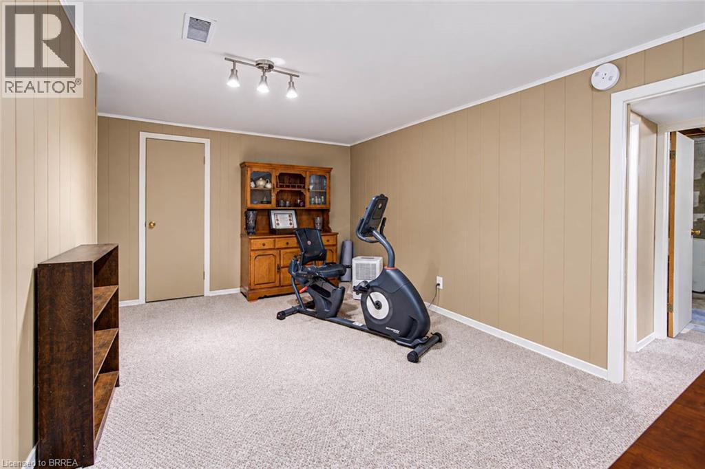 22 Marshall Street — photo 32