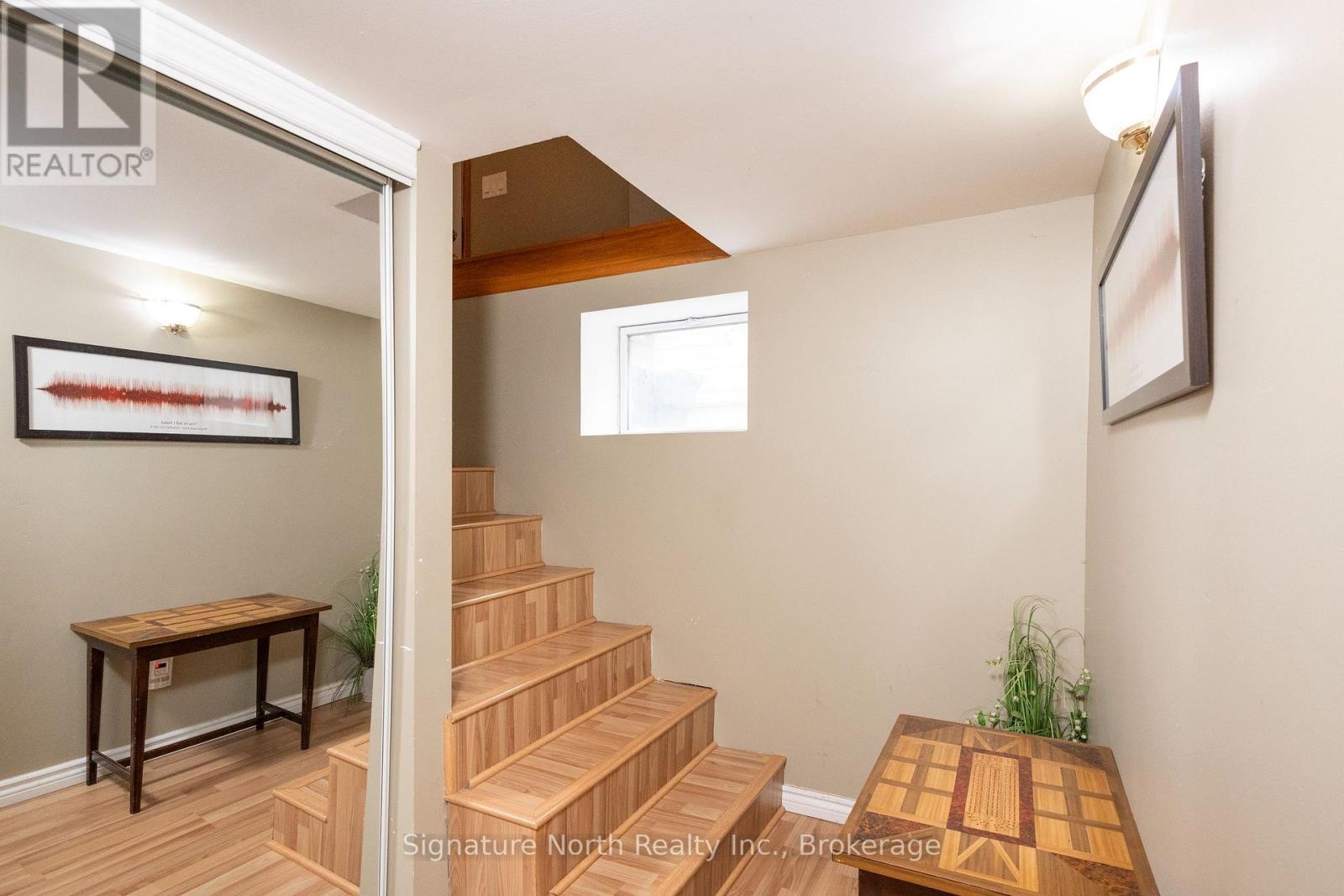 17 ONTARIO STREET W - 32