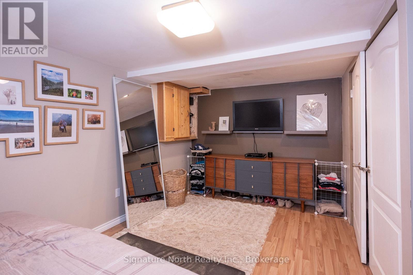 17 ONTARIO STREET W - 38