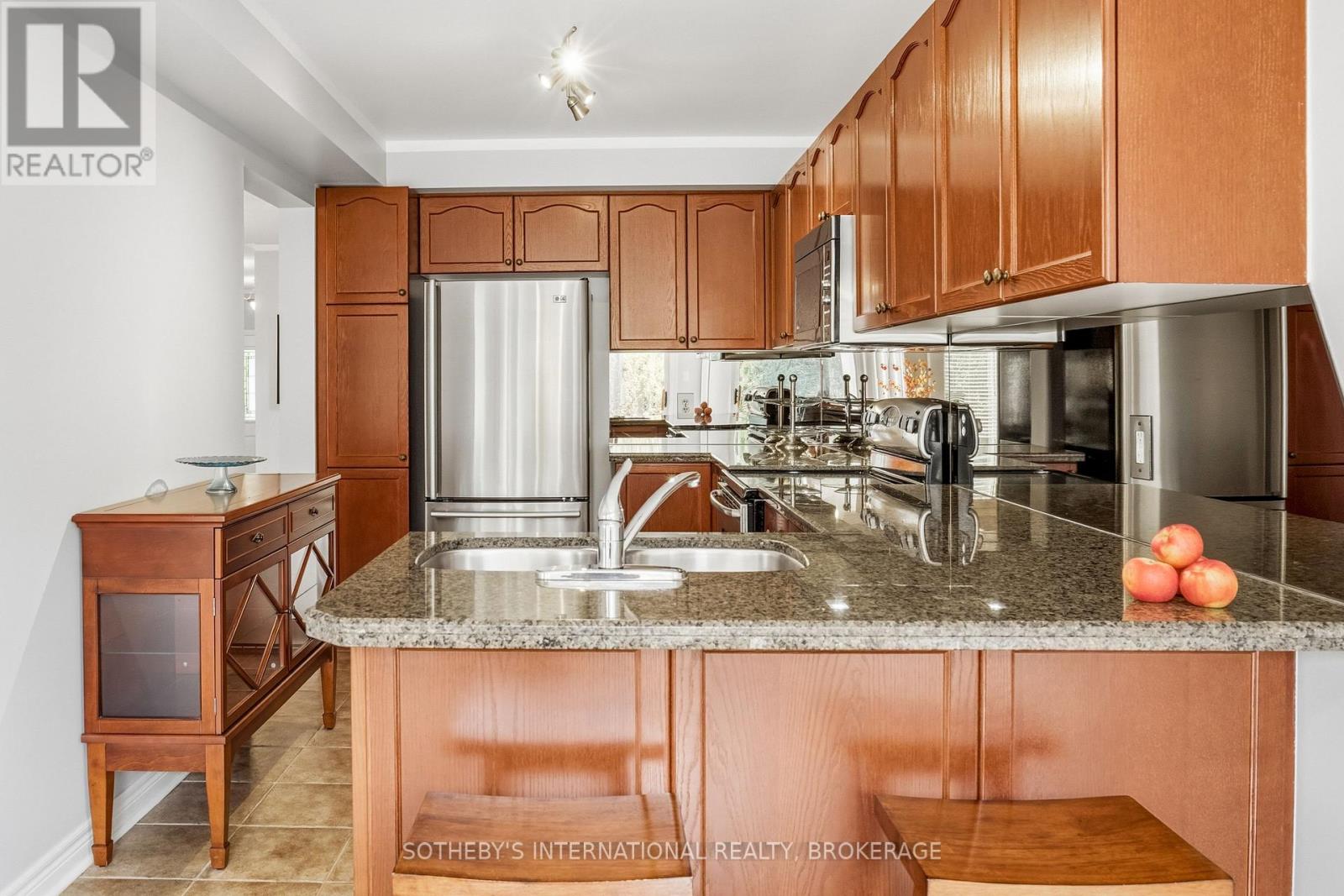 4 Alex Grant Place — photo 13