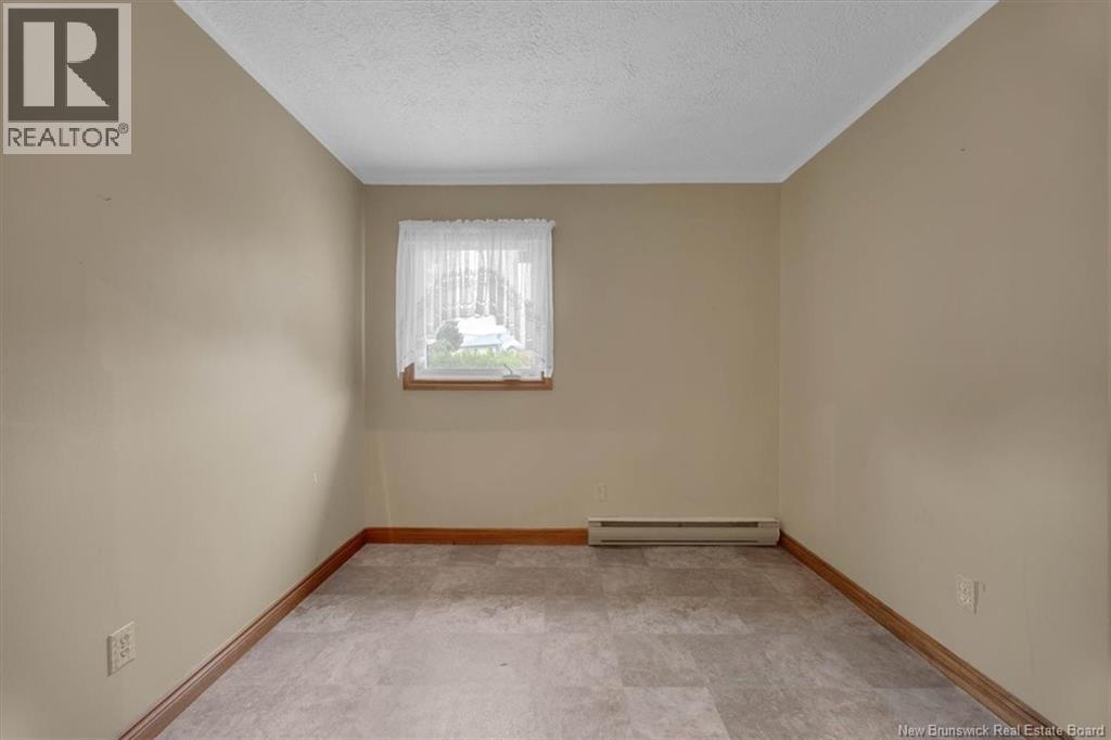 12 Avon Court - 17