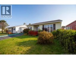 12 Avon Court, photo 3