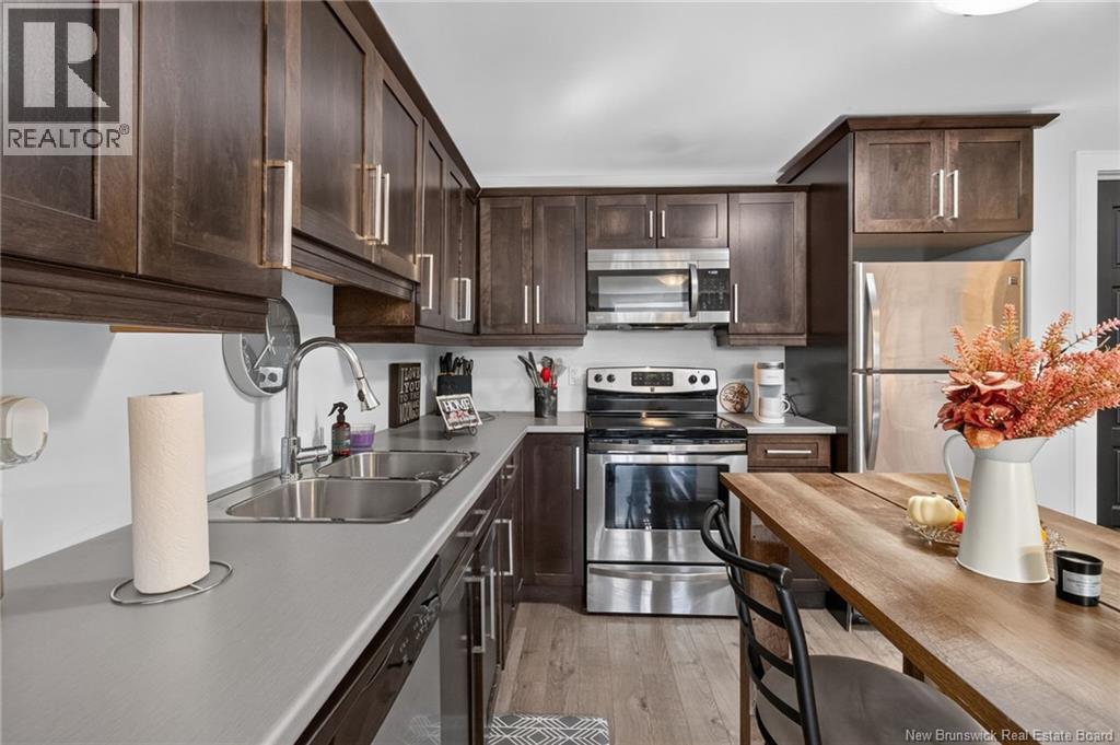 4 Francfort Crescent - 17