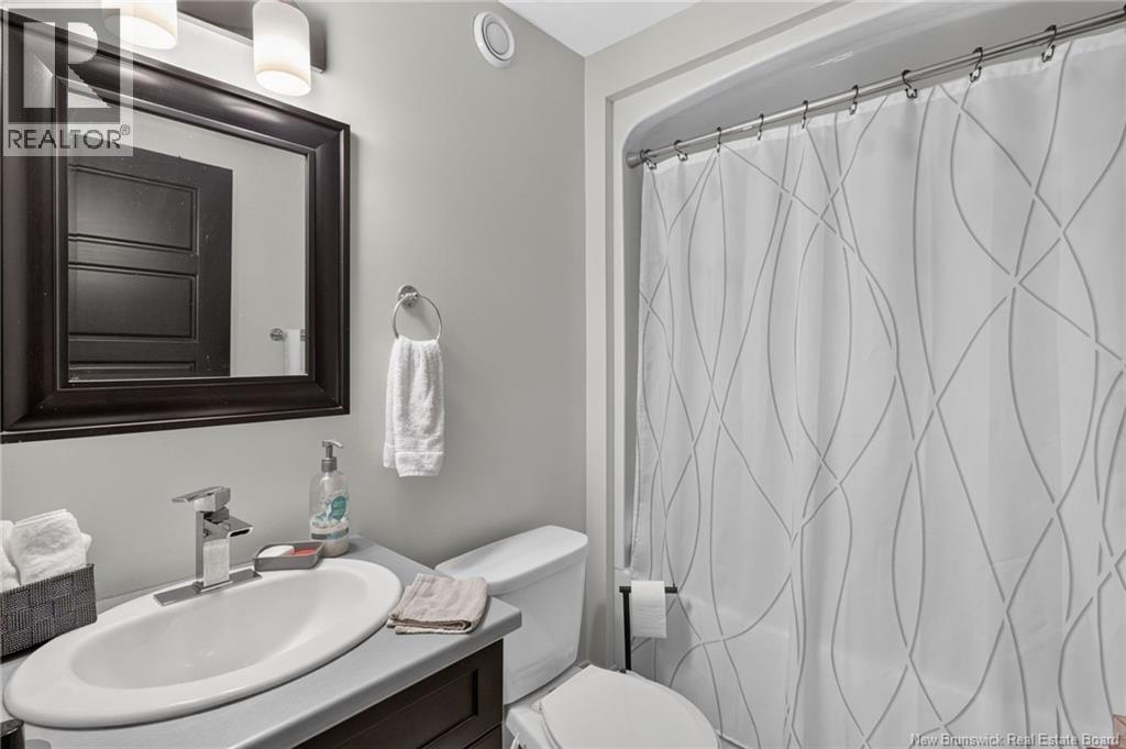 4 Francfort Crescent - 21